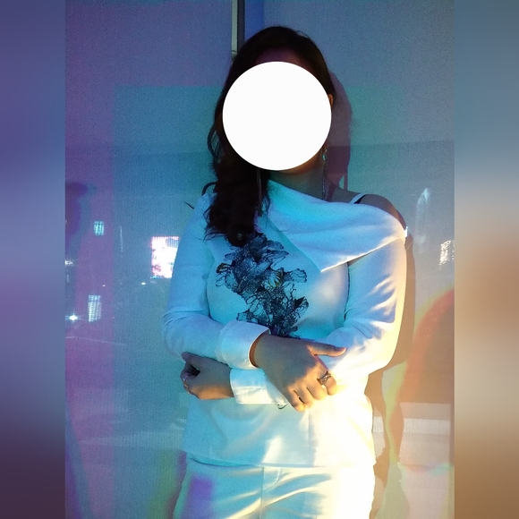 PLAINS & PRINTS Solid Asymmetrical Neck Blouse - Picture 3 of 5